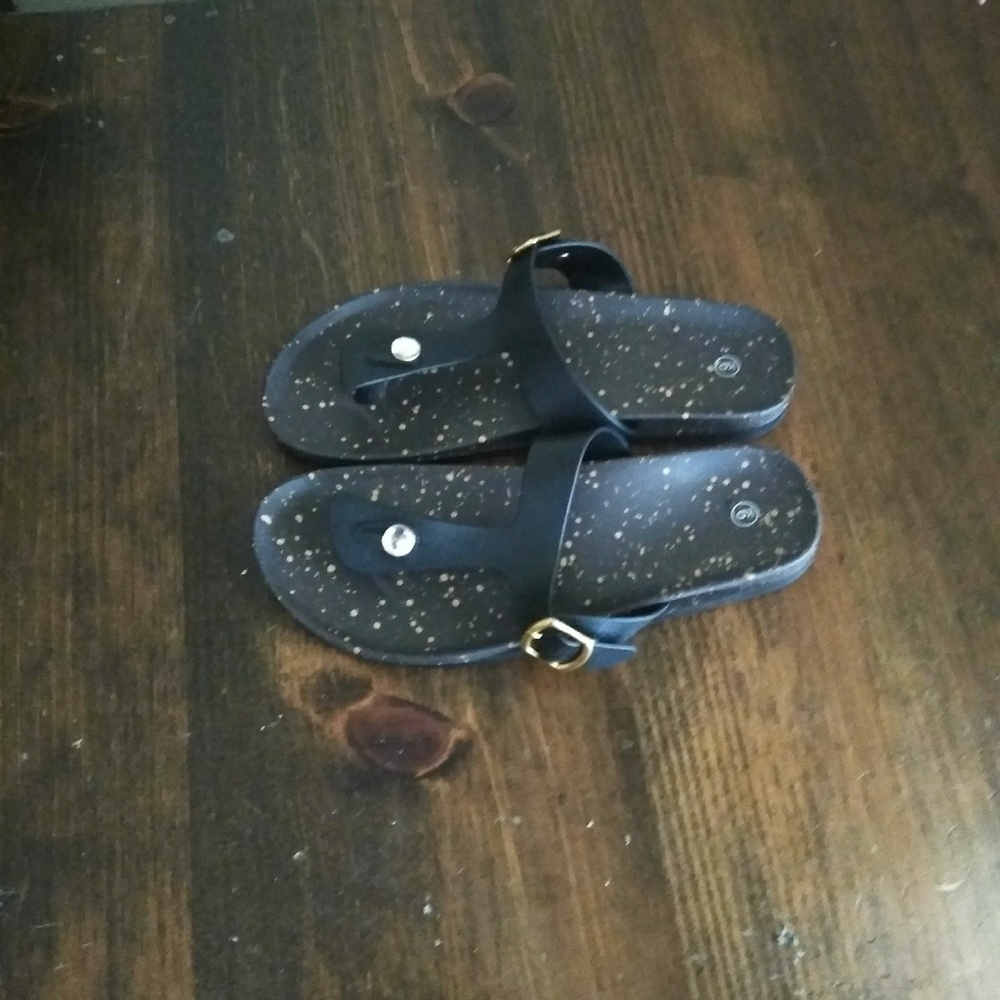 Blk sandals